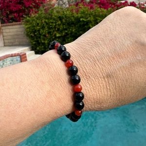 Carnelian (6mm) and black obsidian (8mm) bracelet - Handmade